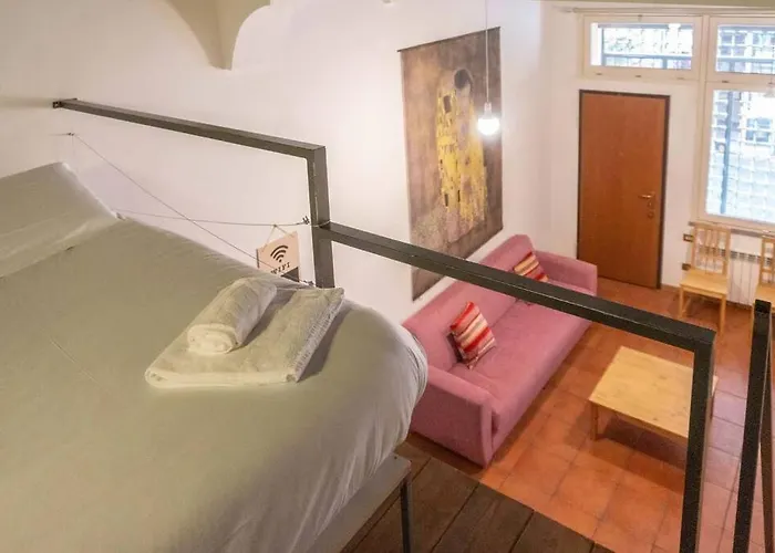 Domus Reginella, Nella Zona Piu Richiesta Di *