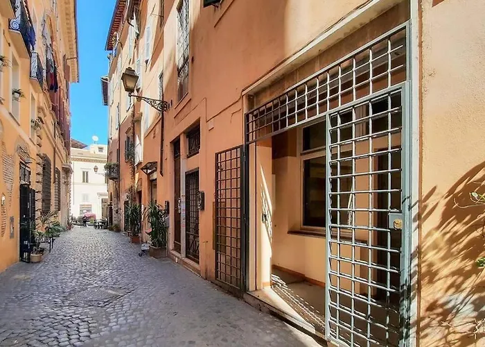 Domus Reginella, Nella Zona Piu Richiesta Di Rome
